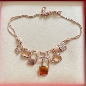 Elegant Rose Gold Geometric Necklace